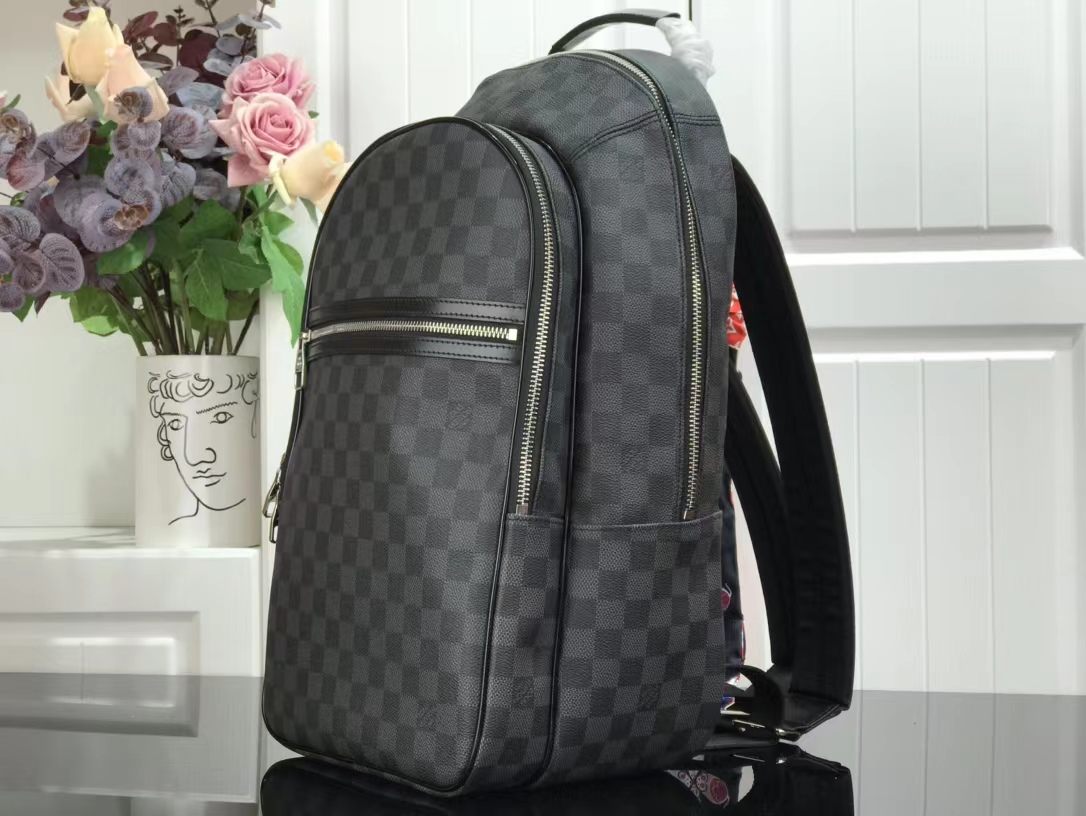 Backpack LV 609 without box Size 29-12-42