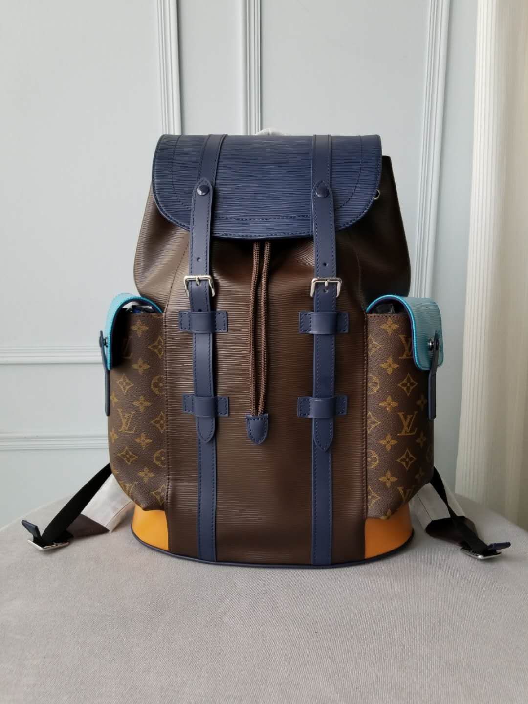 Backpack LV 611 without box Size 41-47-13