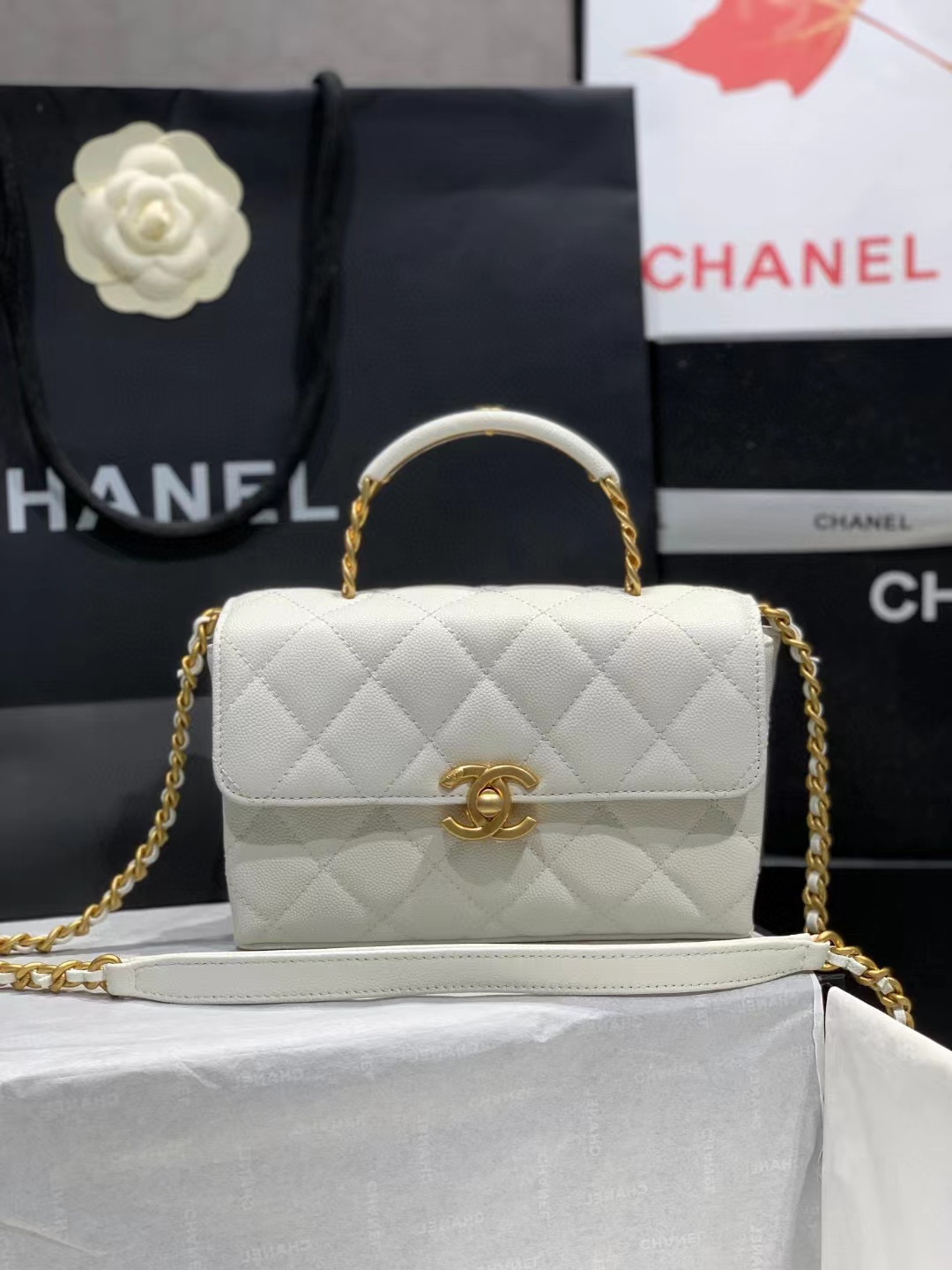 Chanel bag size 19*13*7.5cm CB504