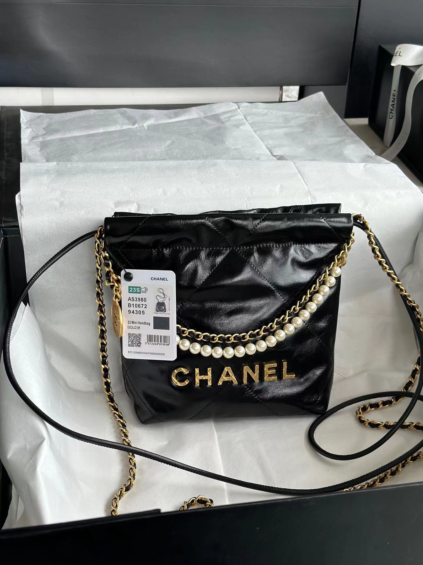 Chanel bag size 19*20*6cm CB518