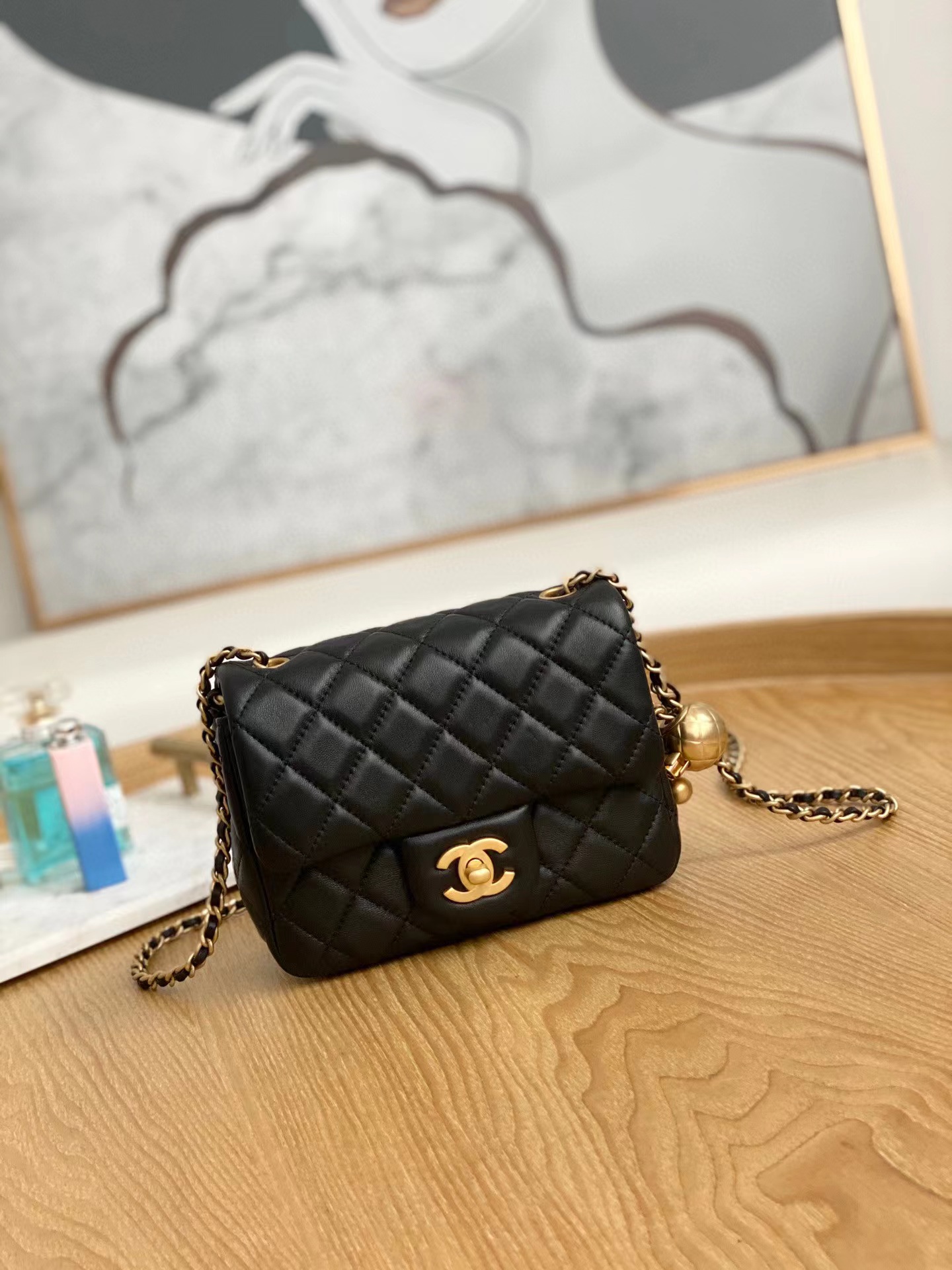 Chanel bag size 18*7*13cm CB534