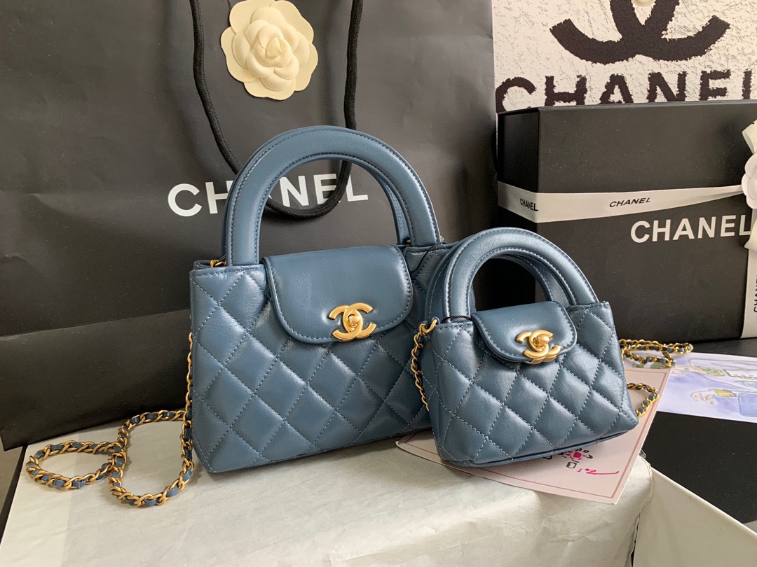 Chanel bag size 19*13*7cm (big only)  CHB307