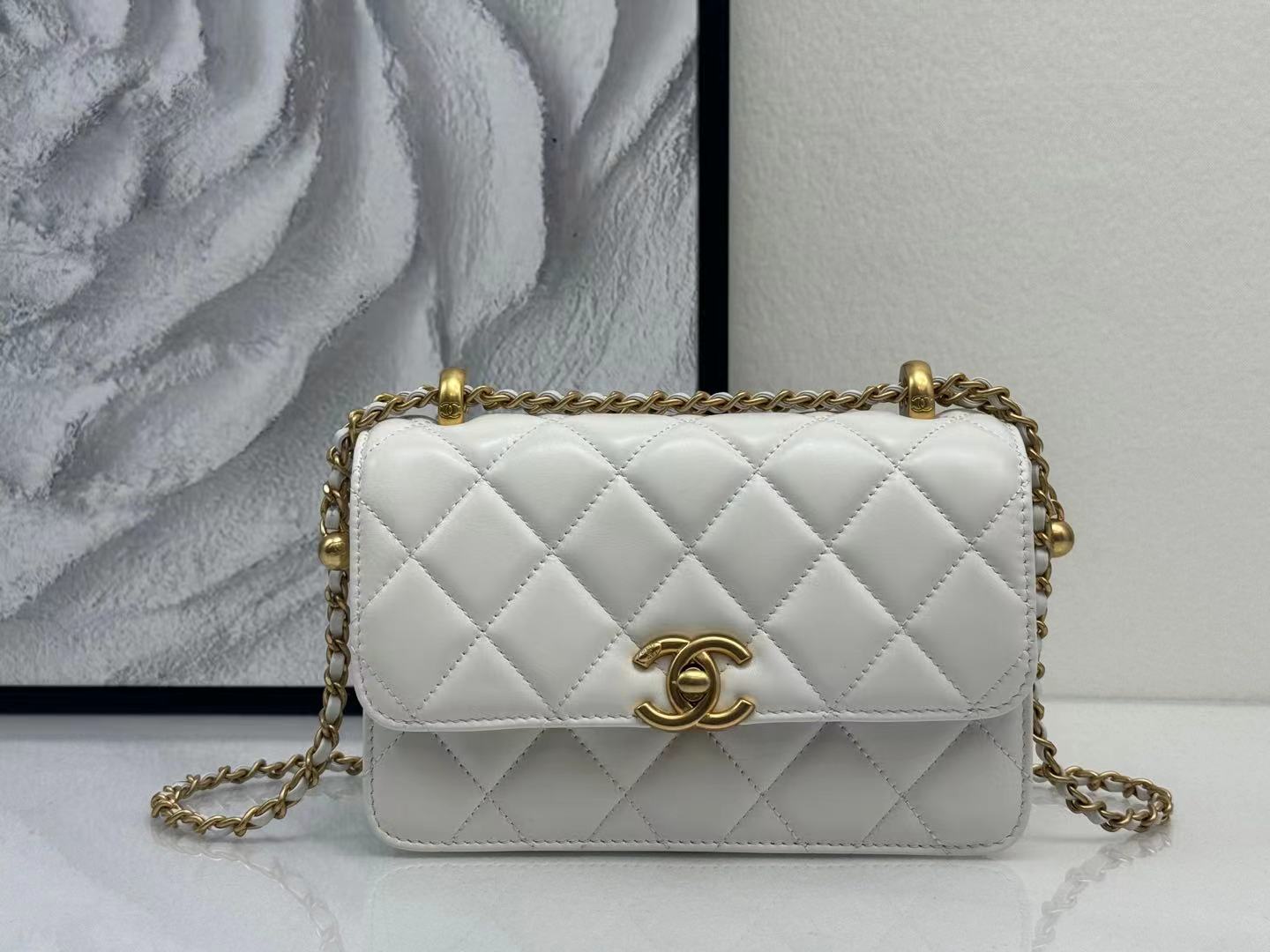 Chanel bag size 14.5*22*8Cm CHB267